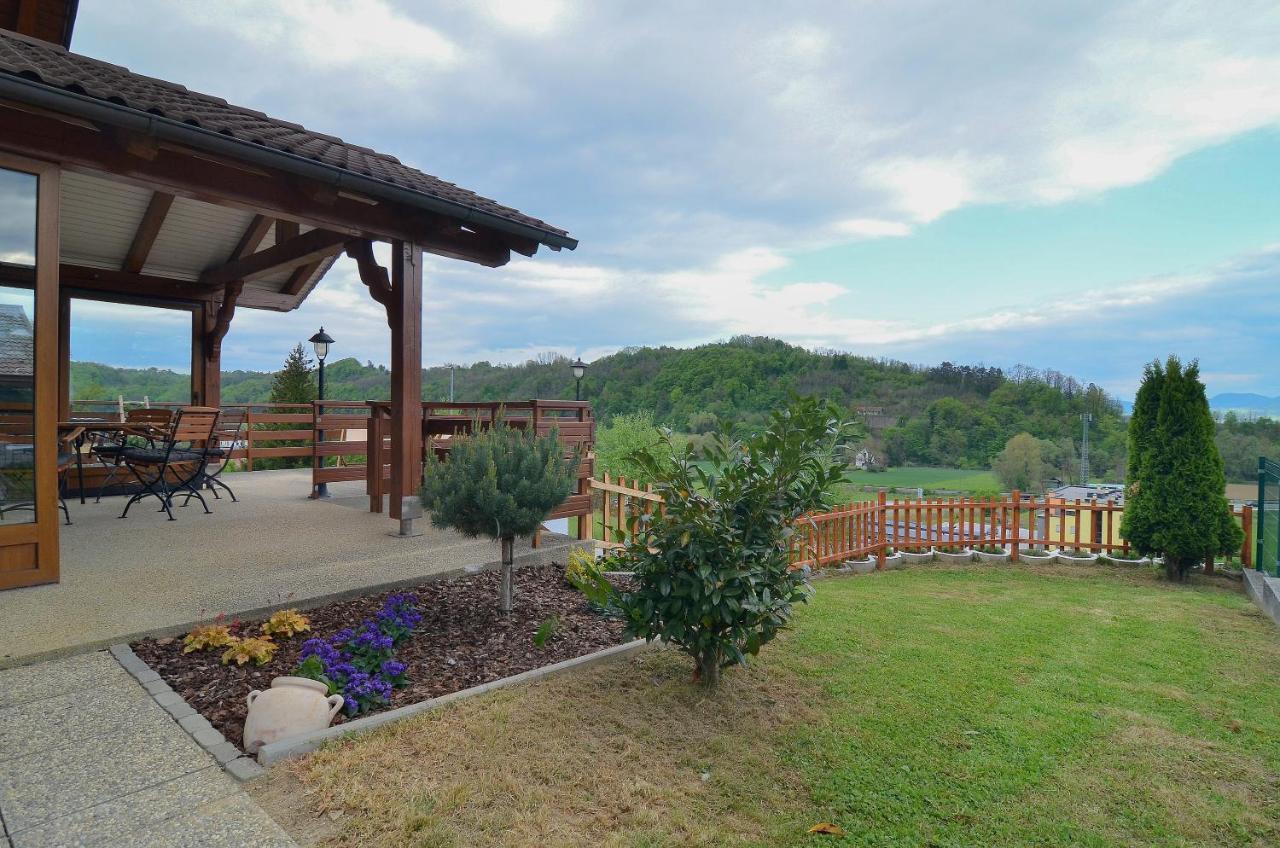 Flower House Podčetrtek Екстериор снимка