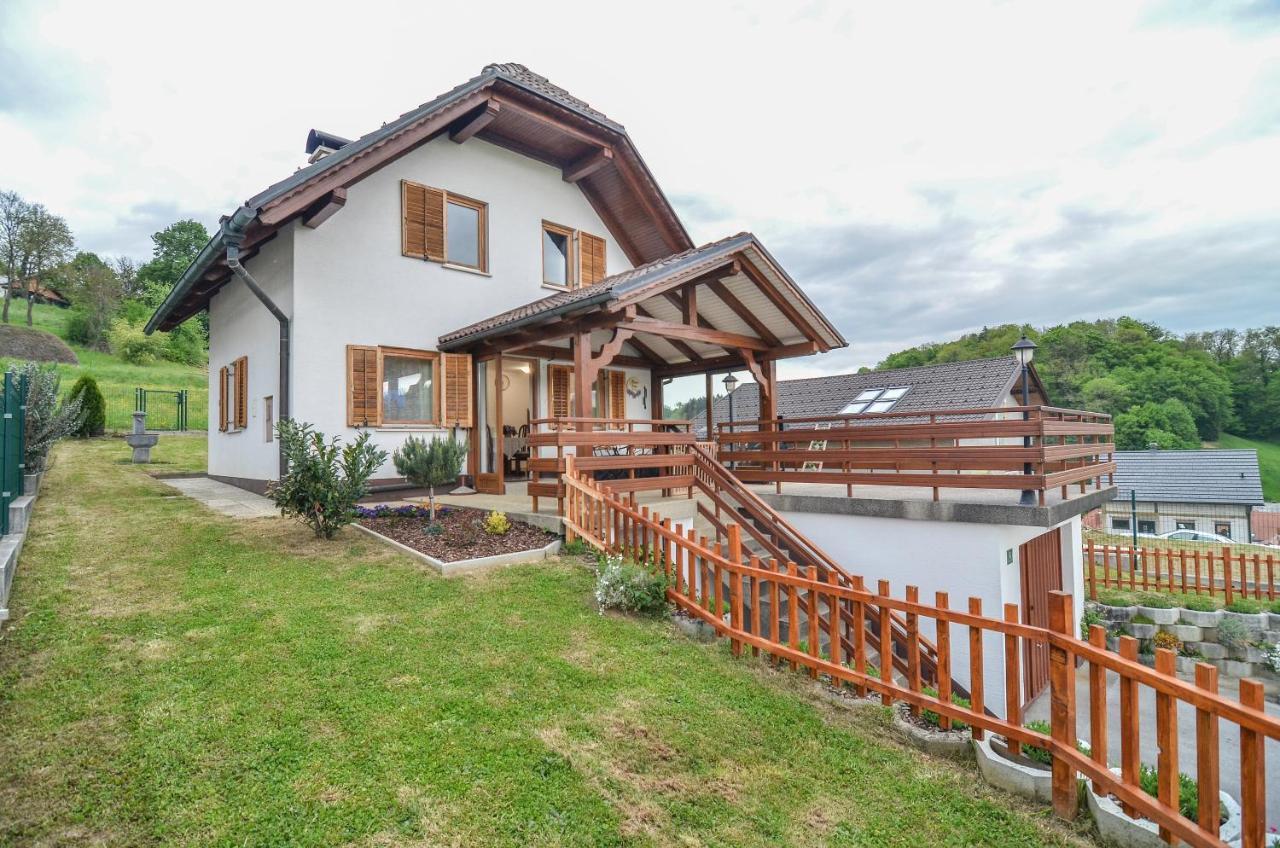 Flower House Podčetrtek Екстериор снимка